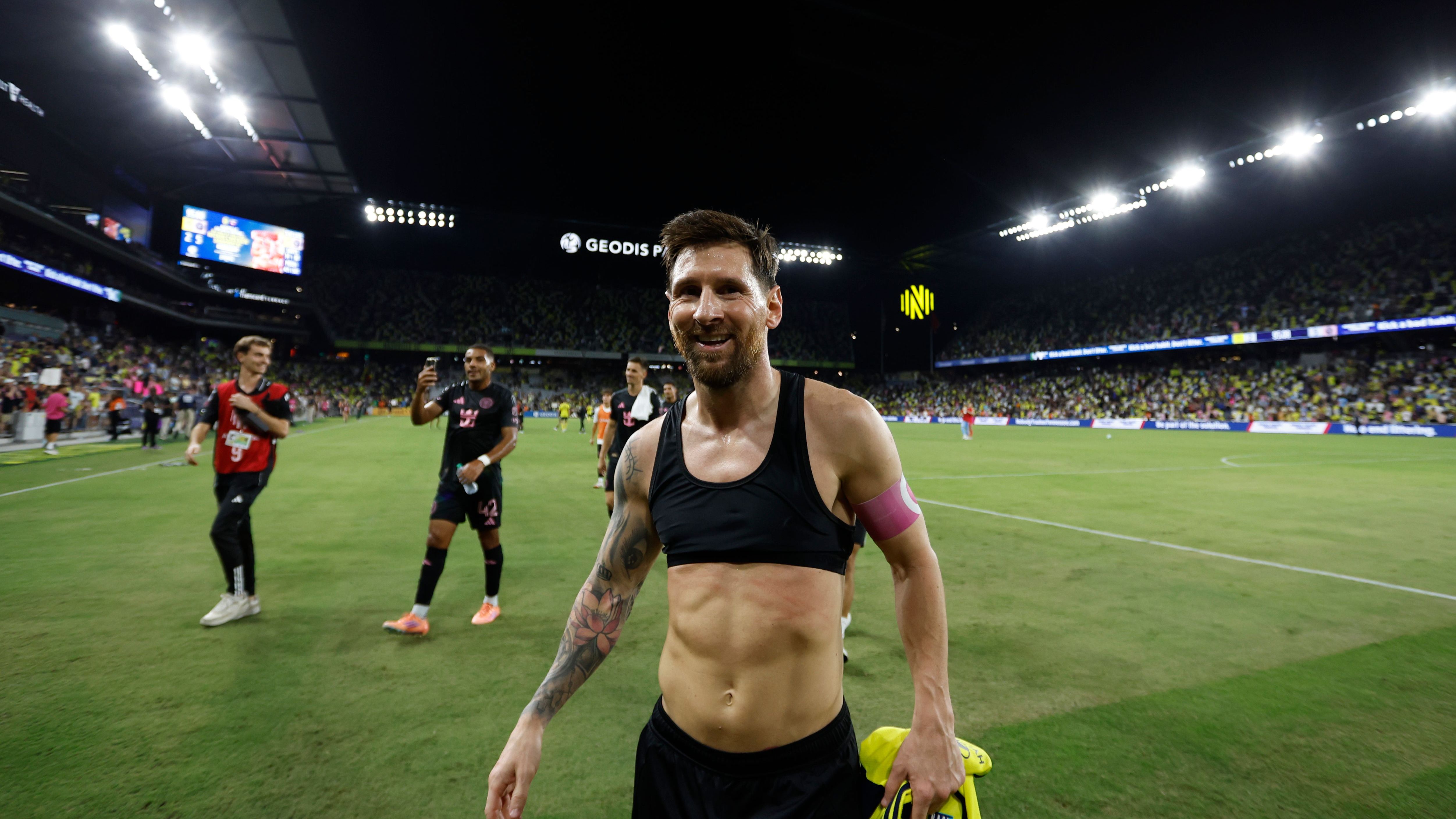 Inter Miami's Lionel Messi wins MLS October Player of the Month after recording league-best 10 goal contributions