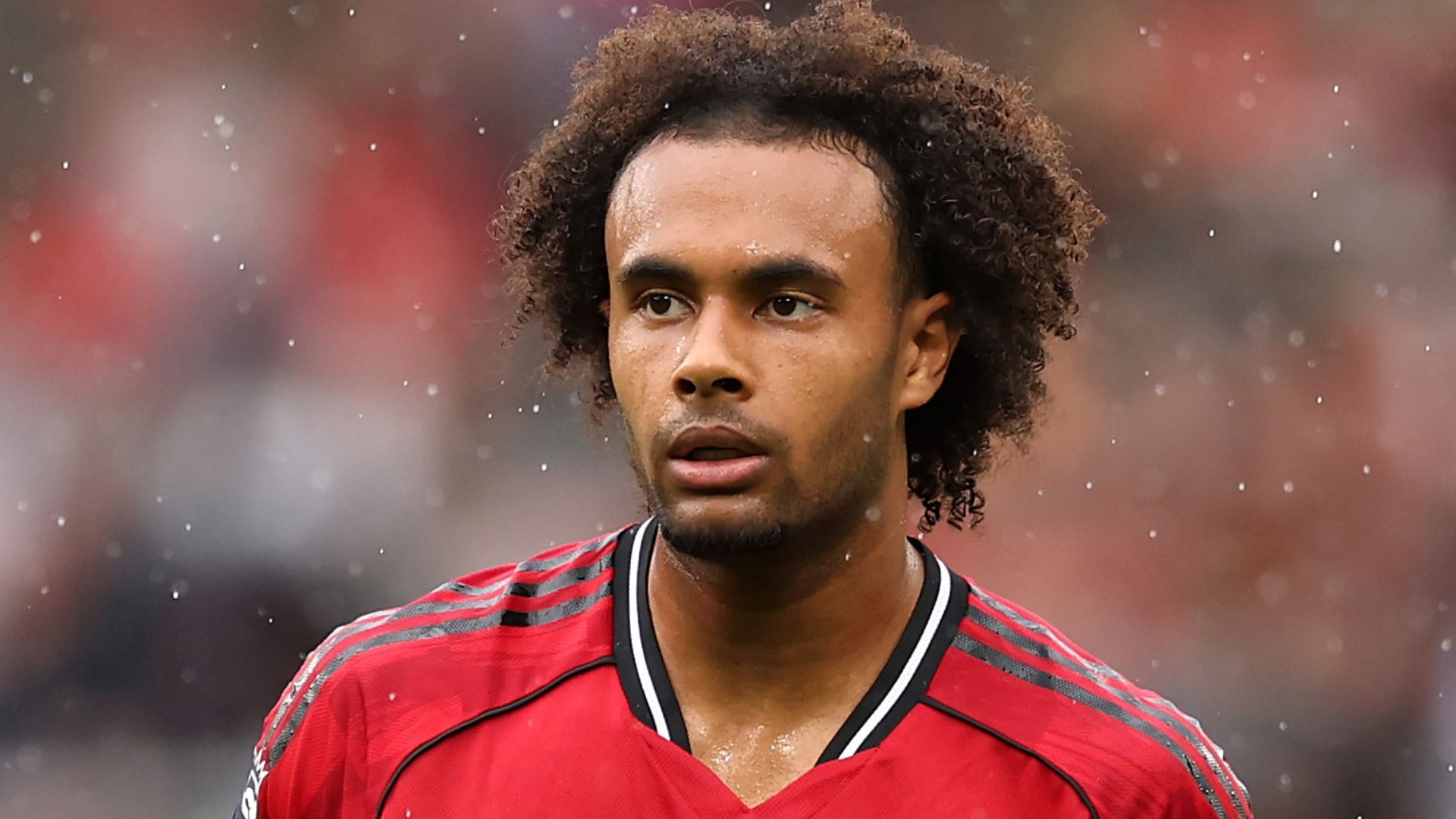 Joshua Zirkzee finds Premier League suitor with Man Utd striker 'desperate' to leave Old Trafford