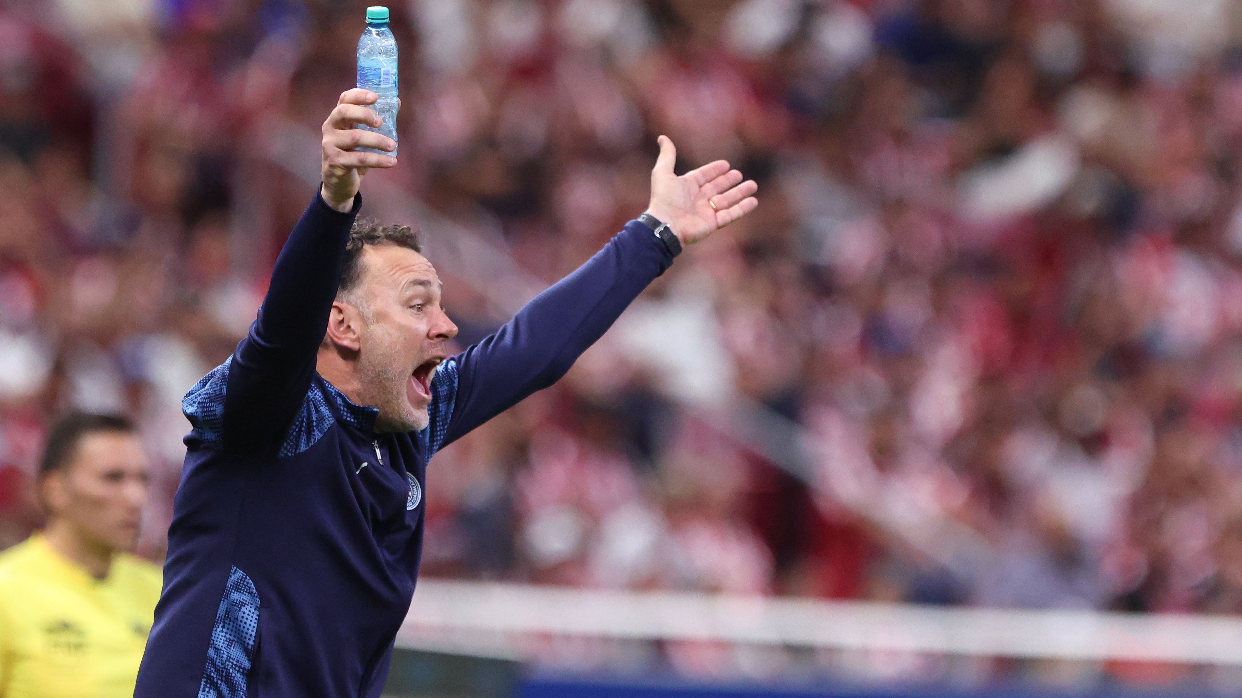 Alan Pulido reportedly set to be Chivas’ first departure ahead of next tournament