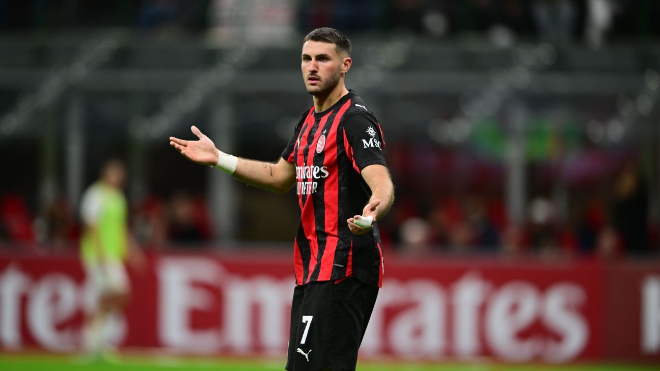 Transfer rumors, news: Clock ticking for AC Milan's Gimenez