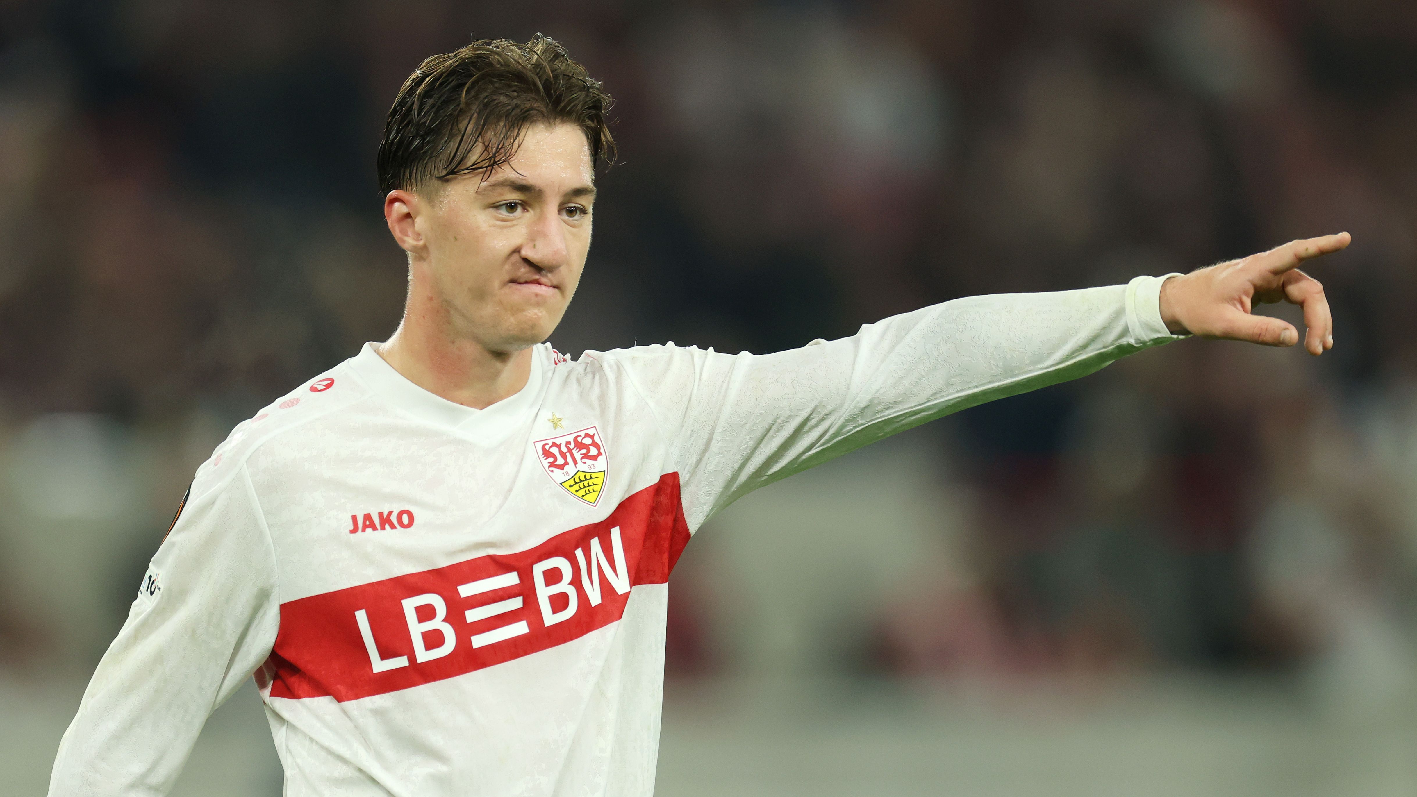 Man Utd weighing up transfer for €60m-rated midfielder who club chiefs have monitored for 'years'