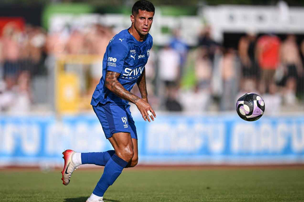 Al Hilal star Cancelo talks up Benfica future move