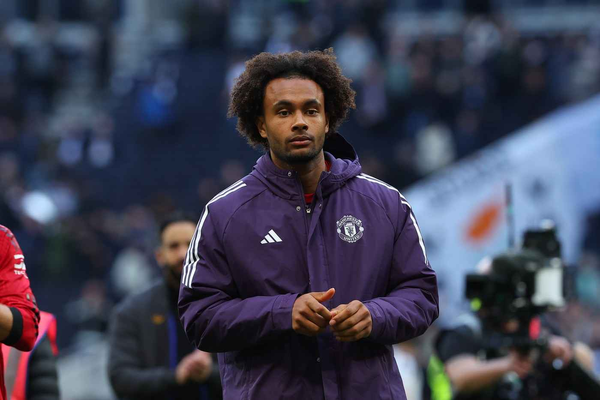 Man United Agree to Joshua Zirkzee Exit and Inform Roma of Asking Price