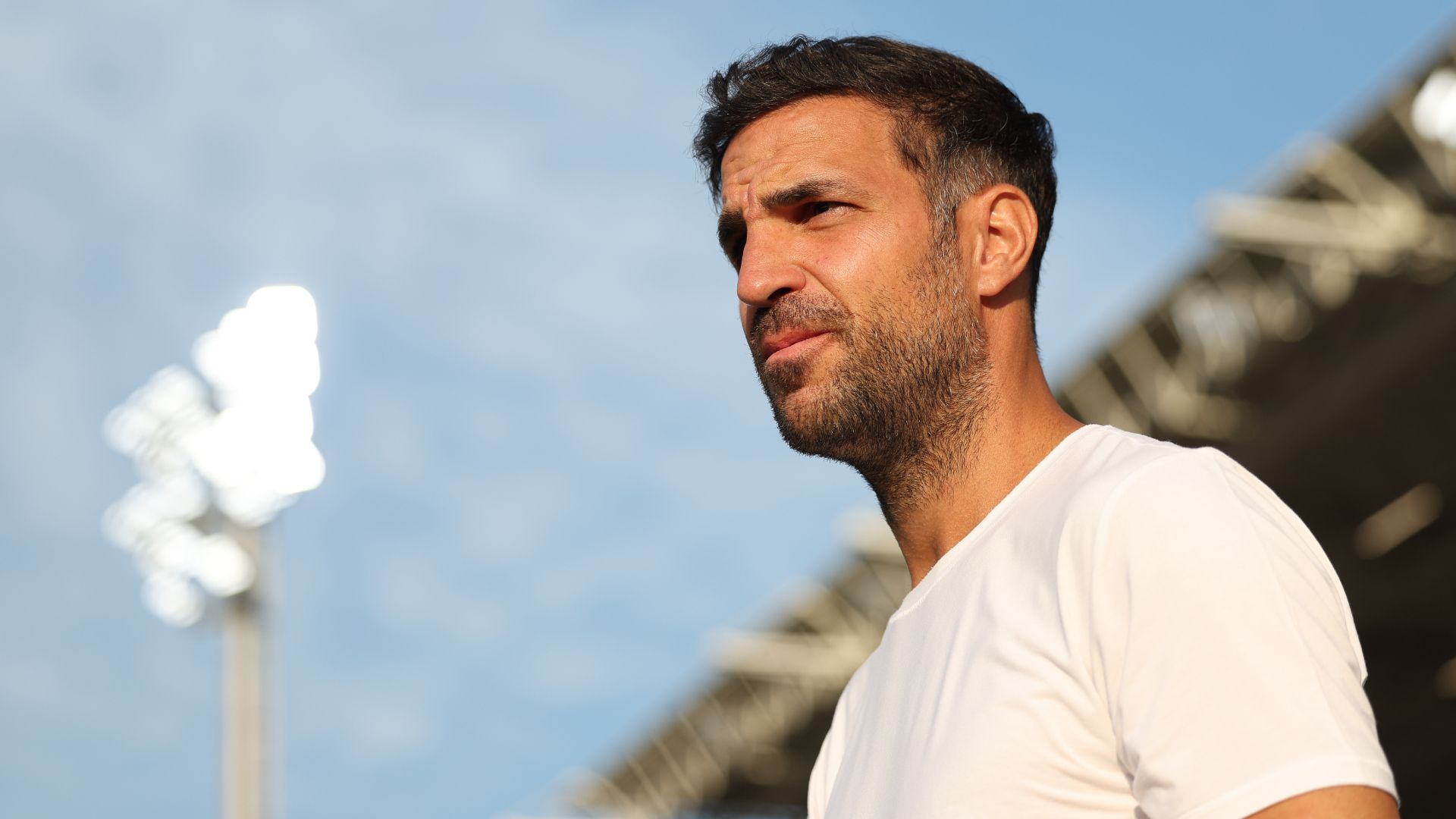 Nico Paz is a magician! Como must not 'cage' star player who can pull a goal 'out of his hat', says coach Cesc Fabregas