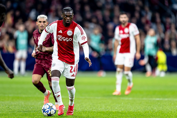 Man Utd, Newcastle alerted to Mokio doubts at Ajax