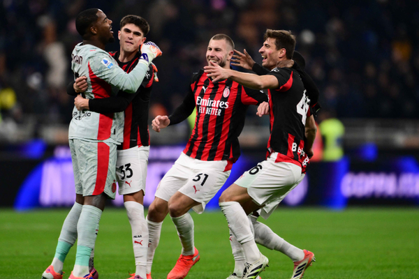 Pulisic and Maignan shine as AC Milan claim derby win over Inter