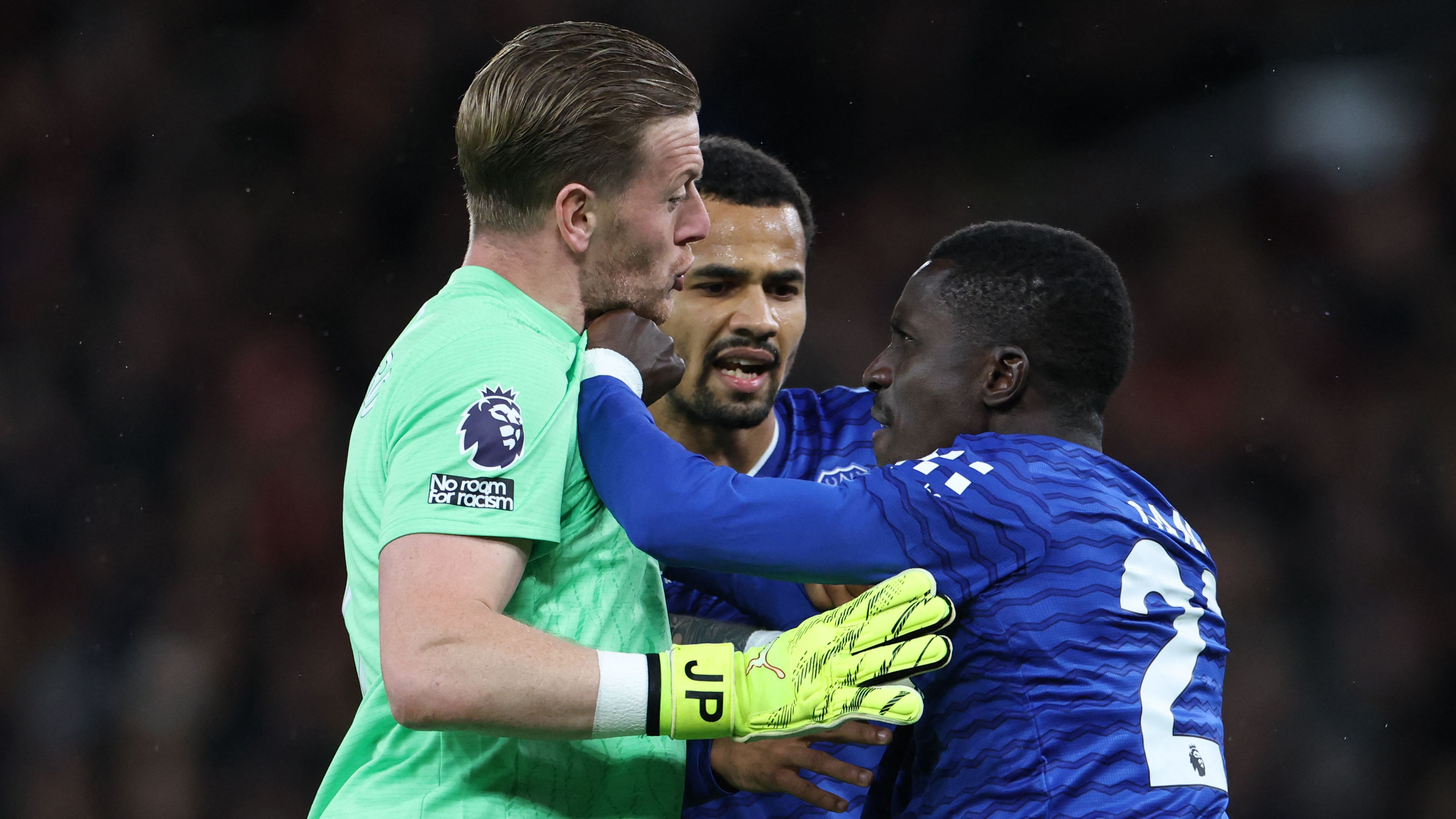 'The referee could have taken a bit longer' - David Moyes stunned by Idrissa Gueye red card after clash with own team-mate Michael Keane in famous Man Utd win