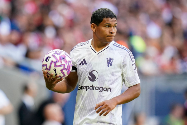 Man Utd to let 3 players leave on loan in January including summer signing Diego Leon