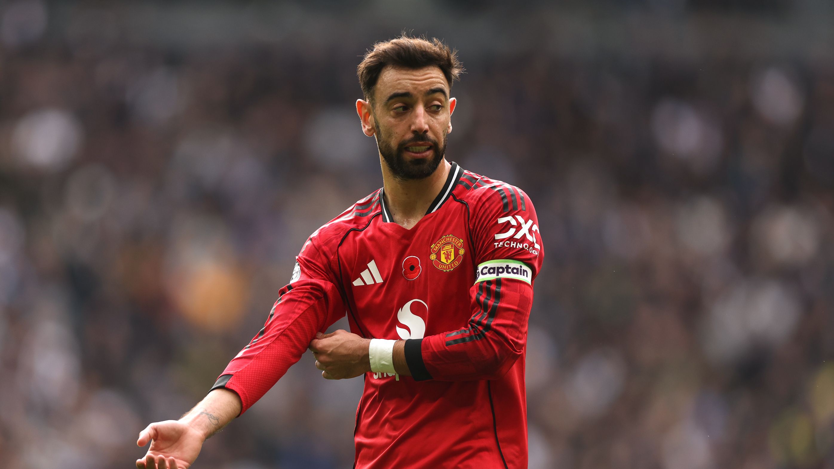 Ruben Amorim delivers update on Bruno Fernandes after late injury scare in Man Utd's win at Crystal Palace
