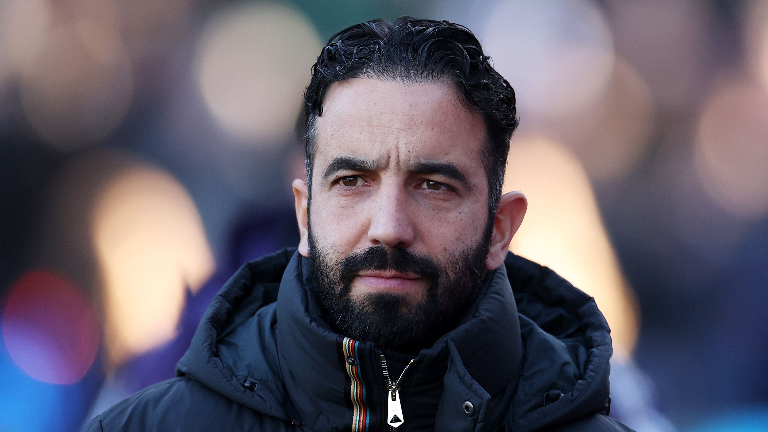 'Barcelona fans would love him!' - Bruno Fernandes backed for shock La Liga transfer amid positional restrictions at Man Utd