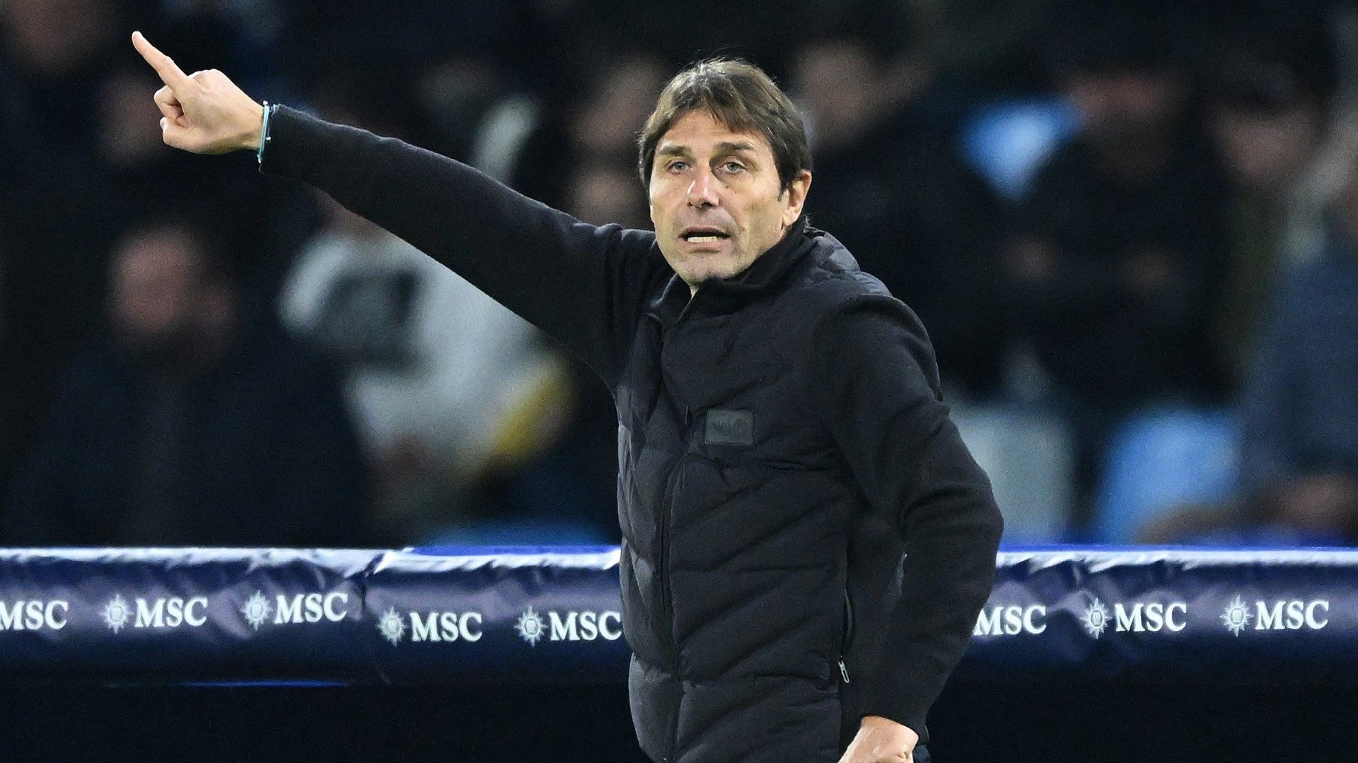 Napoli eye West Ham ace as potential alternative to Man Utd's Kobbie Mainoo as Antonio Conte's side eye midfield reinforcements