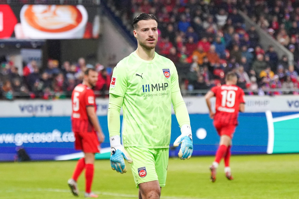 Arsenal scouting Heidenheim keeper Ramaj