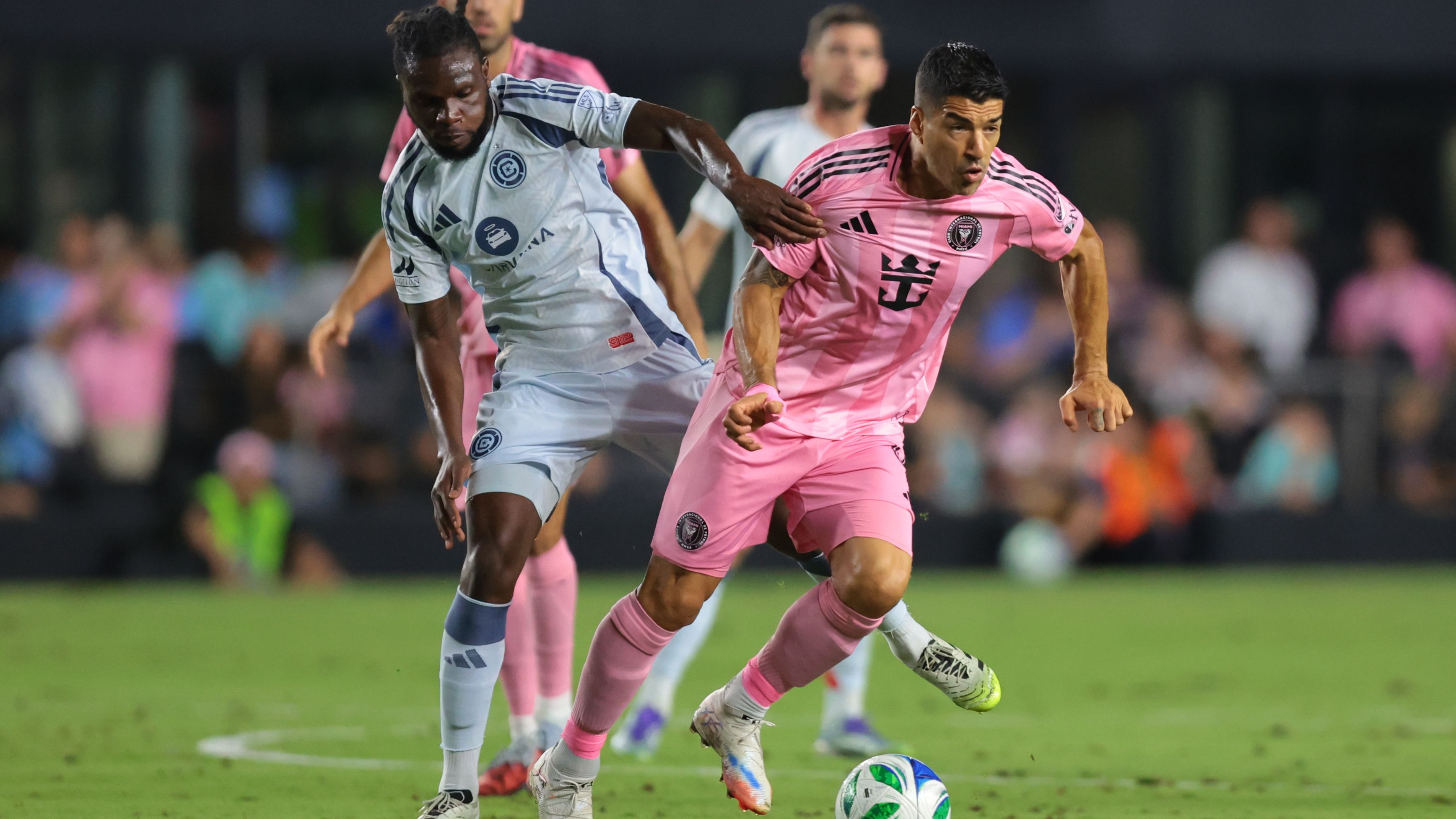 Inter Miami CF secure Luis Suarez on new contract through 2026 MLS season