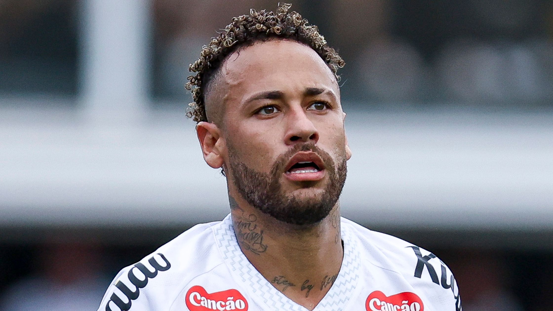 Neymar on the move?! Santos contract push could be hijacked by rivals as players urge Brazilian superstar to complete transfer