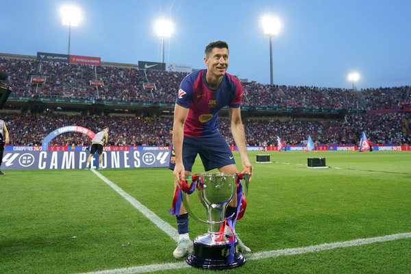Barcelona ace Robert Lewandowski 'open' to MLS switch as contract runs down