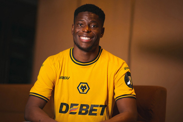 France return mooted for Wolves midfielder Munetsi