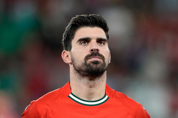 Man United on alert as Ruben Neves pushes for Premier League return