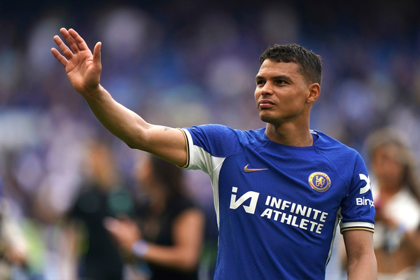 Ex-Chelsea and Brazil defender Thiago Silva signs for Porto