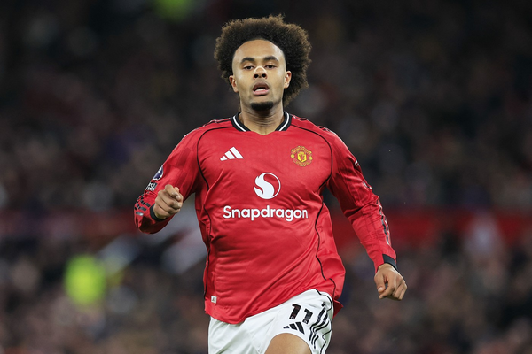 Joshua Zirkzee transfer on ice as Man United make fresh decision