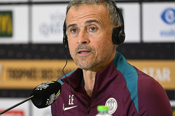 PSG prepare 'unprecedented' contract offer for Luis Enrique