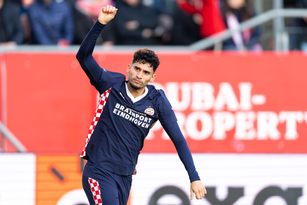 Fulham prepare offer for PSV attacker Pepi