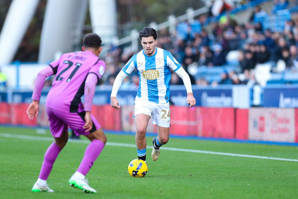 Chelsea ready to cash in on Castledine after superb Huddersfield loan