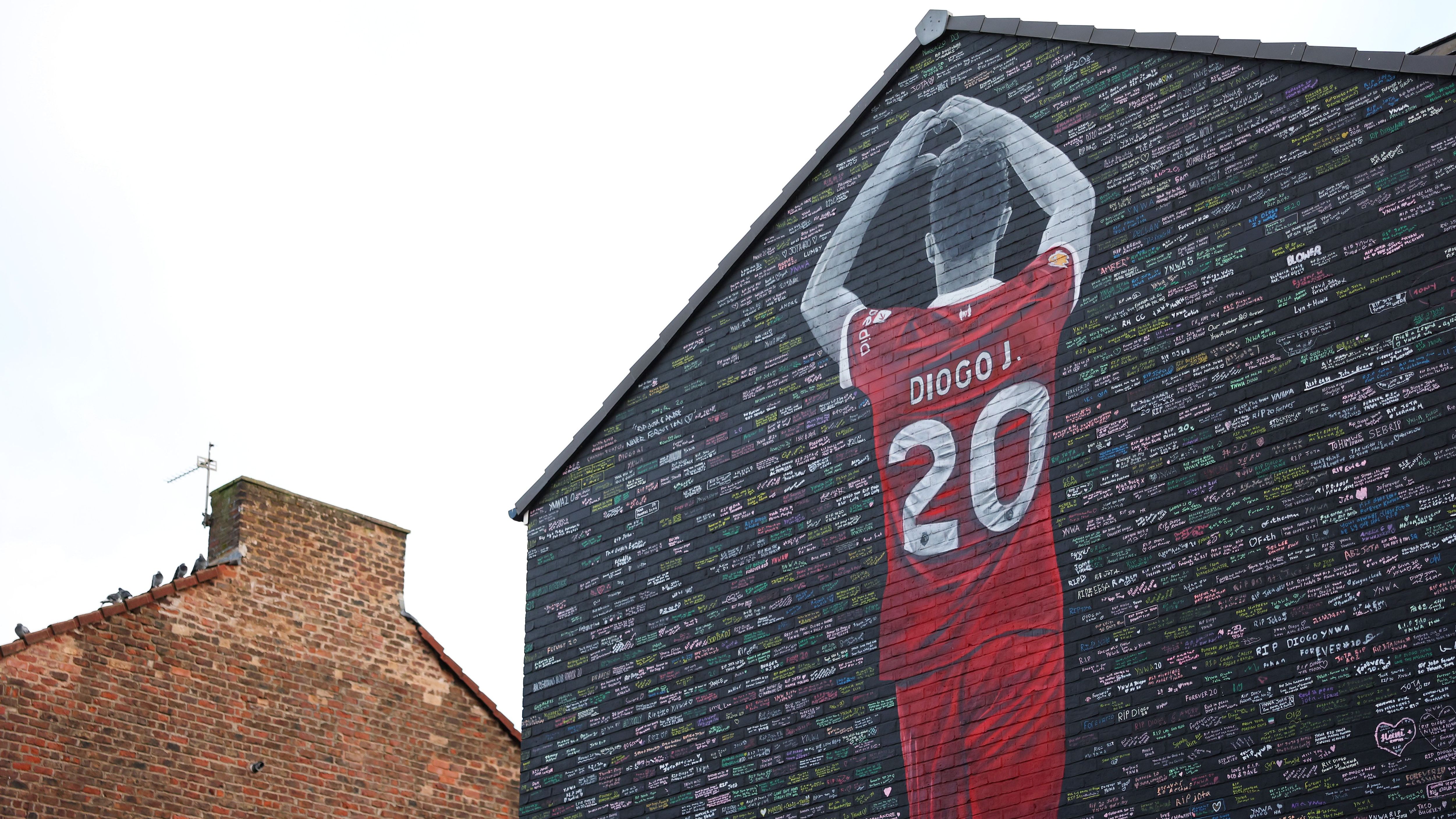 'I like the pressure' - Virgil van Dijk claims Liverpool relishing struggles under Arne Slot as Reds look to salvage stuttering start to campaign