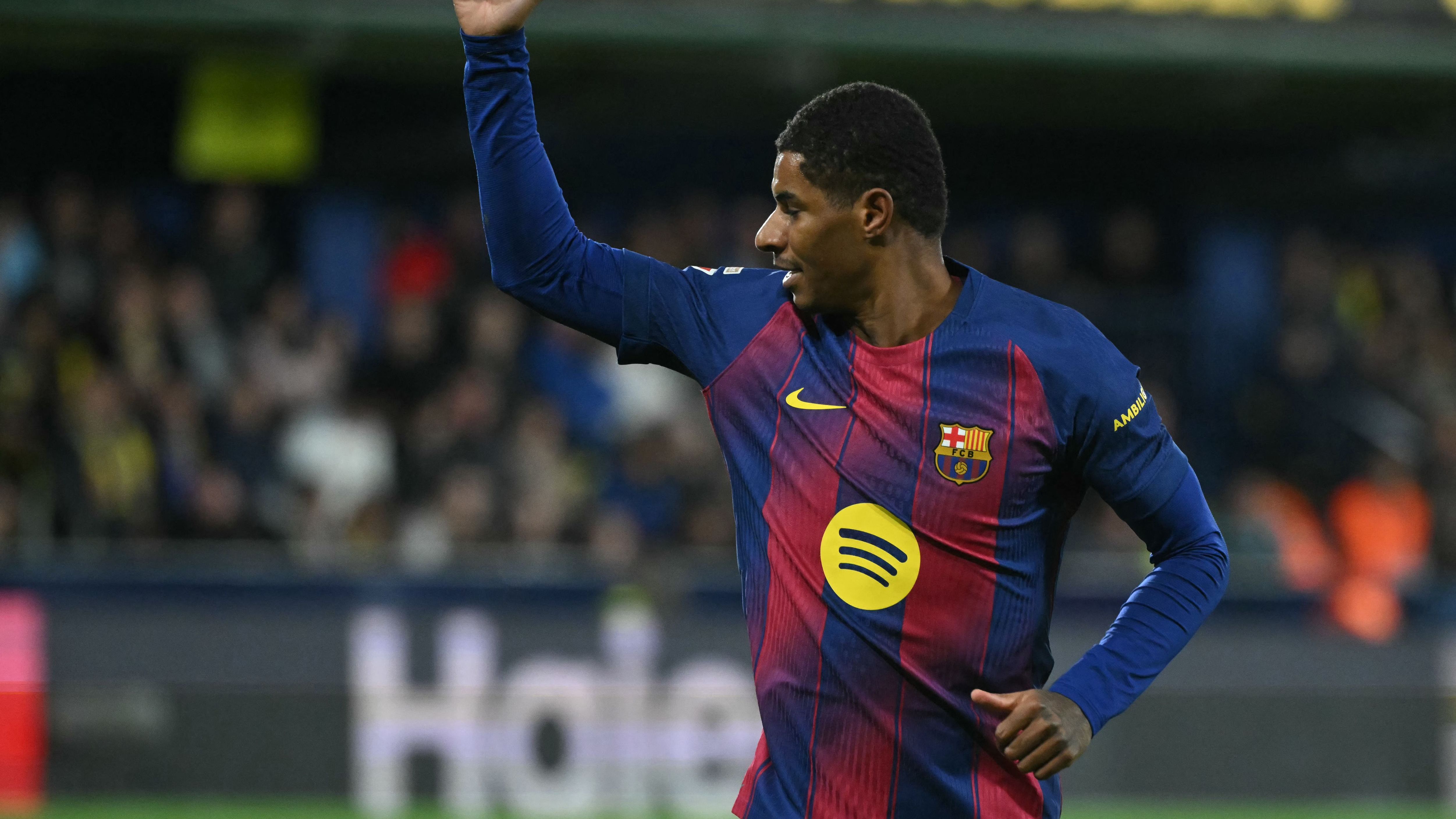 Marcus Rashford passes Barcelona referendum as members vote to sign Man Utd loanee on permanent transfer