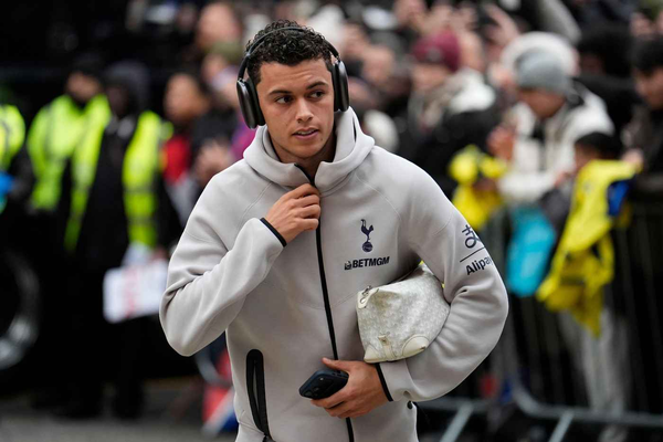 Frank insists Johnson still a Spurs player despite Palace interest