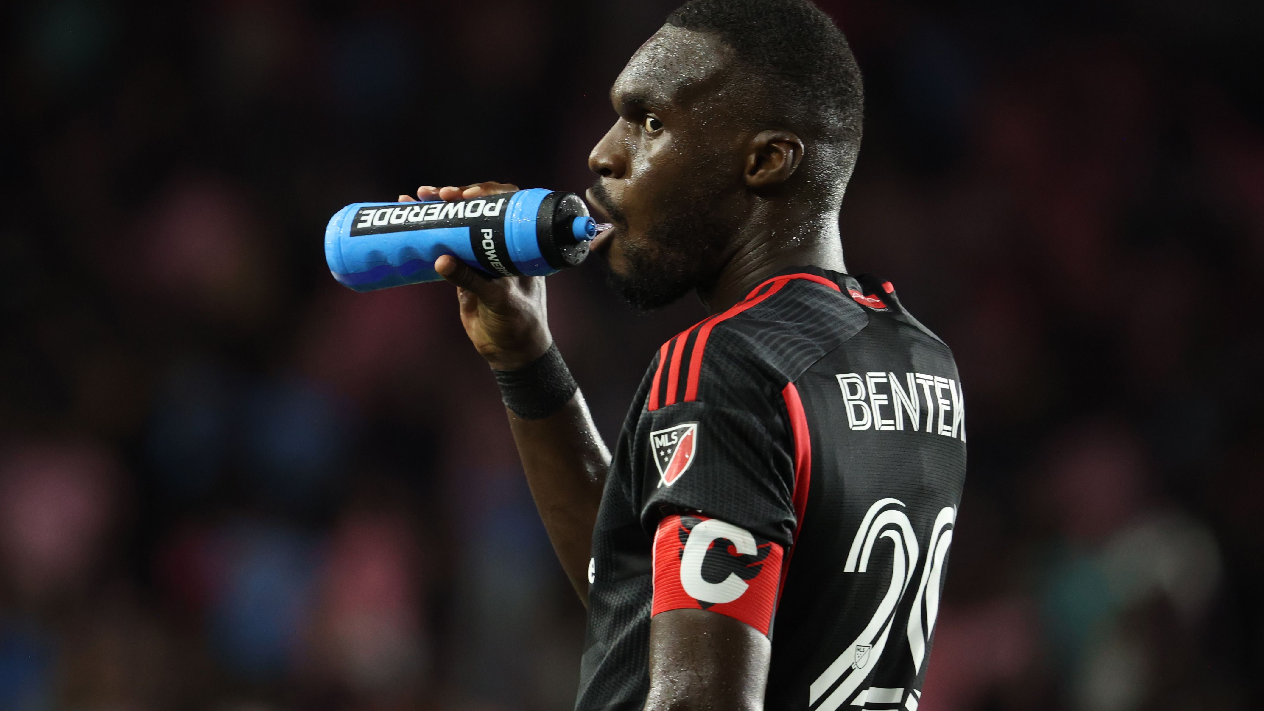 D.C. United reportedly close to club-record $10 million deal for Romanian striker Louis Munteanu