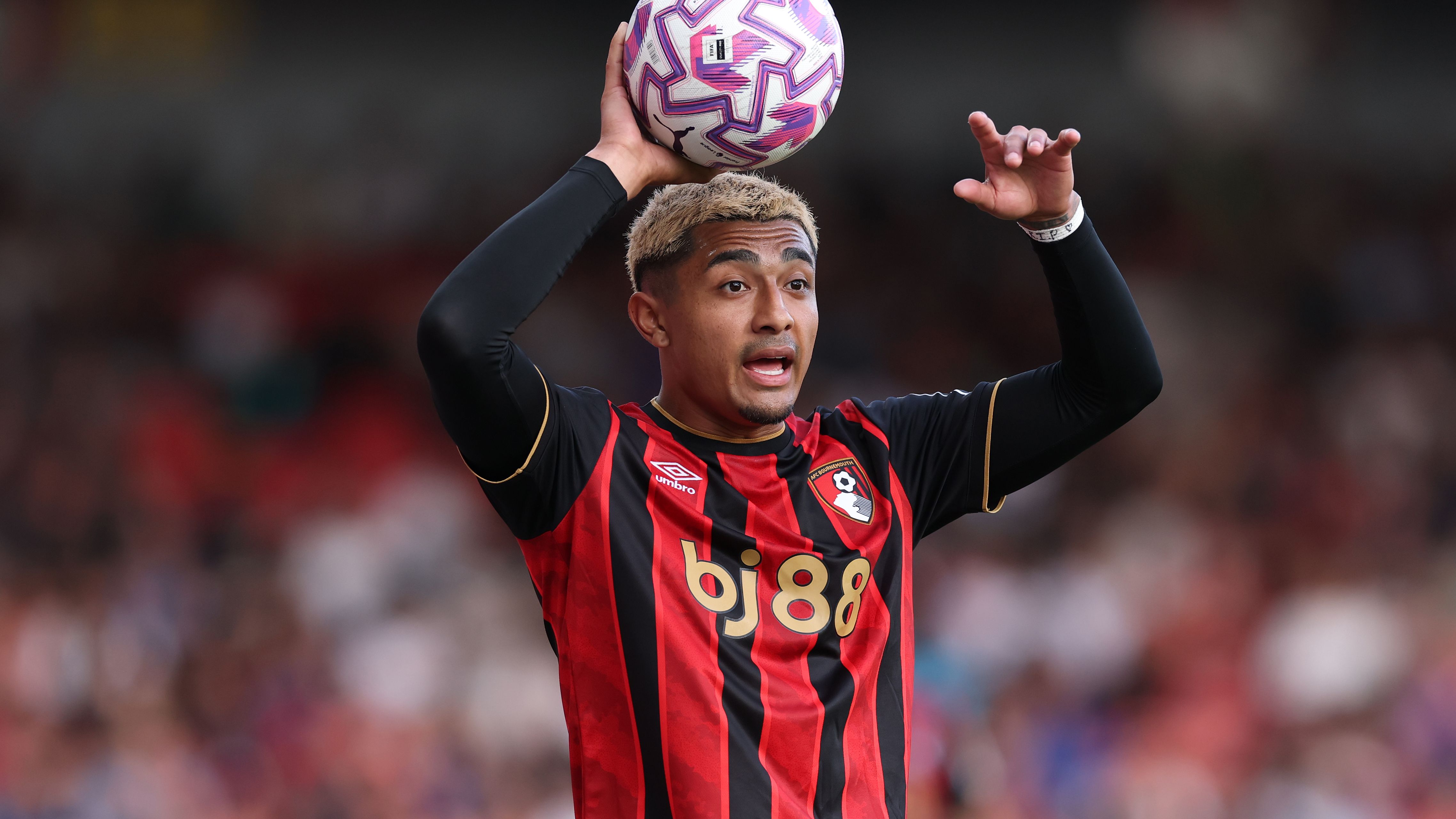 ‘I know what’s demanded at a club like this’ – Mexico international Julián Araujo joins Celtic on loan