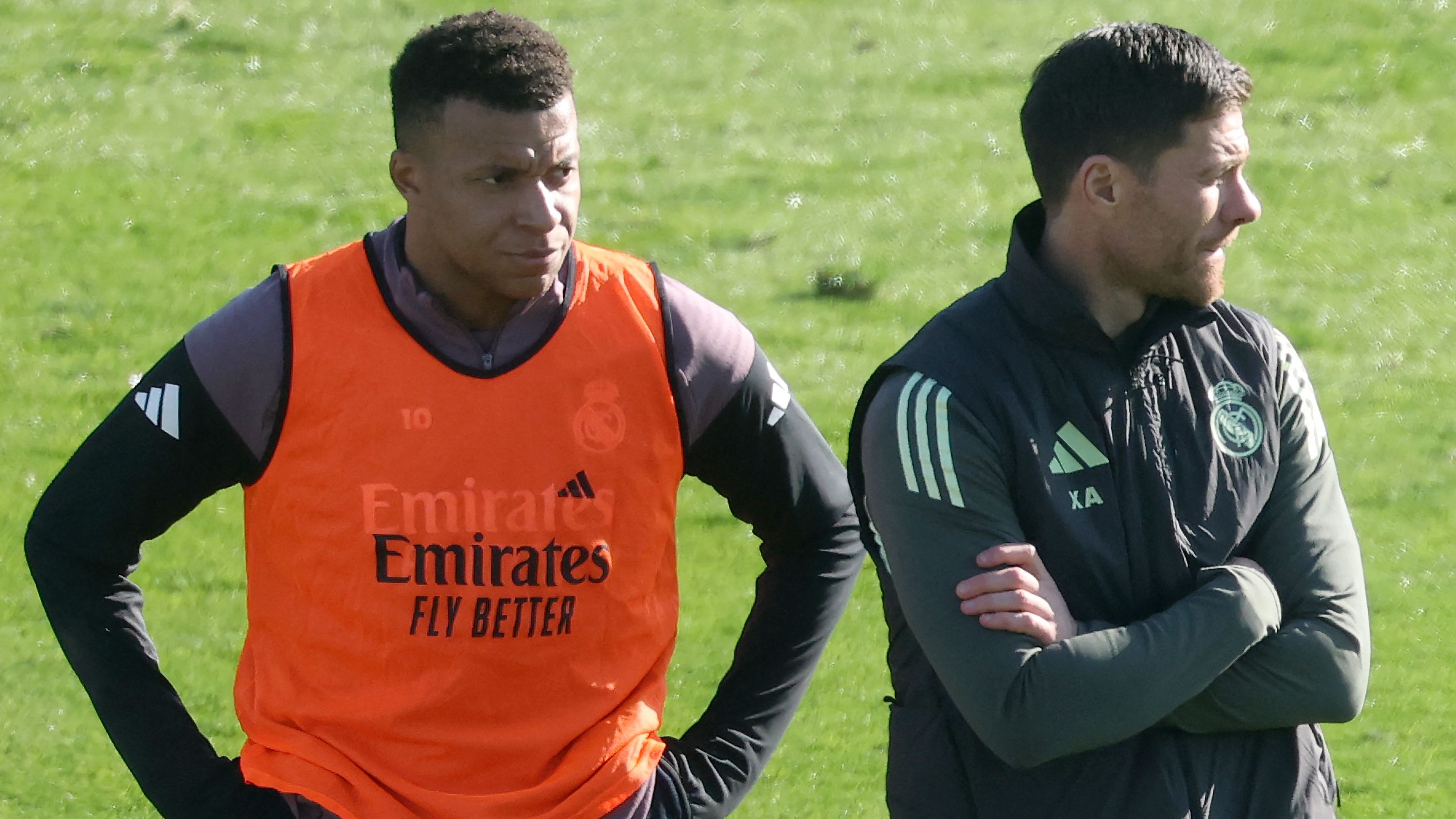 Xabi Alonso gives update on Real Madrid star Kylian Mbappe's knee injury head of Spanish Super Cup