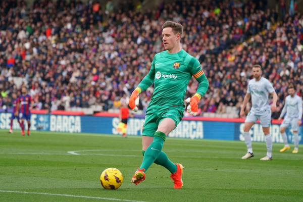 Ter Stegen makes major transfer decision after losing Barcelona role under Flick