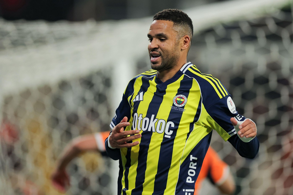 Everton submit official bid for Fenerbahce striker Youssef En-Nesyri