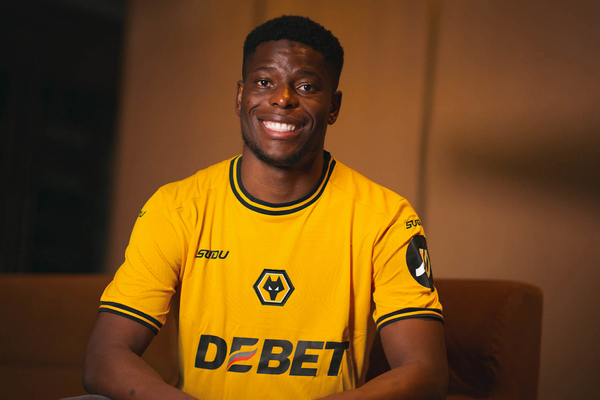 DONE DEAL: Wolves midfielder Munetsi joins Paris FC on loan until the end of the season