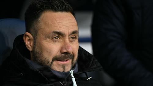 Marseille boss Roberto De Zerbi breaks silence on Man Utd job links as hunt for Ruben Amorim's permanent replacement continues