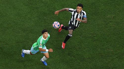 Seattle Sounders and Mexico midfielder Obed Vargas could reportedly complete move to Europe as soon as next week