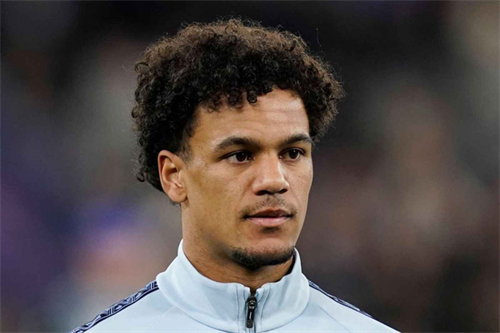 Fulham accelerate deal to sign Man City sensation Oscar Bobb