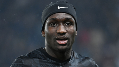 Wrexham submit £19m bid for Ligue 1 striker as Ryan Reynolds and Rob Mac eye record Championship transfer