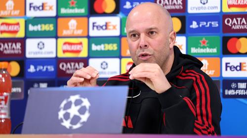 'His head's gone!' - Arne Slot upsets Liverpool fans again with 'unpopular' claim that PSG helped Reds win Premier League last season