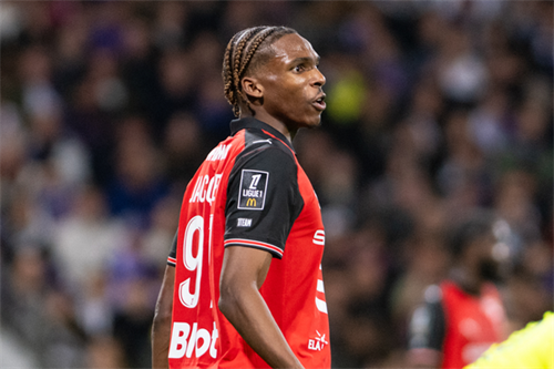 Chelsea’s chase for Rennes defender Jeremy Jacquet goes to wire