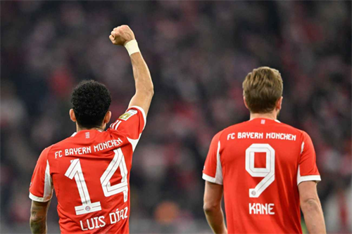 Luis Diaz scores hat-trick as Bayern Munich thump 10-man Hoffenheim