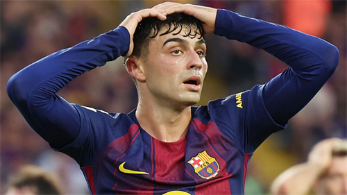 The next Luis Figo?! Real Madrid president Florentino Perez targets 'dream' signing from Barcelona