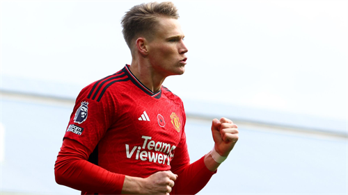 Man Utd ‘leading the way’ for Scott McTominay transfer as Scotland international ‘dreams’ of Premier League return from Napoli