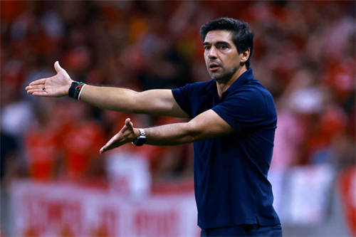 Tottenham made approach to Palmeiras coach Ferreira