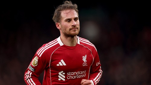 Man Utd plotting shock move for Liverpool star in bid to solve midfield issues