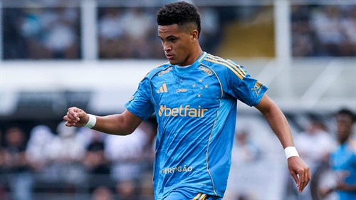 Borussia Dortmund land another exciting teenage talent with €12m signing of left-back from Brazilian giants Cruzeiro