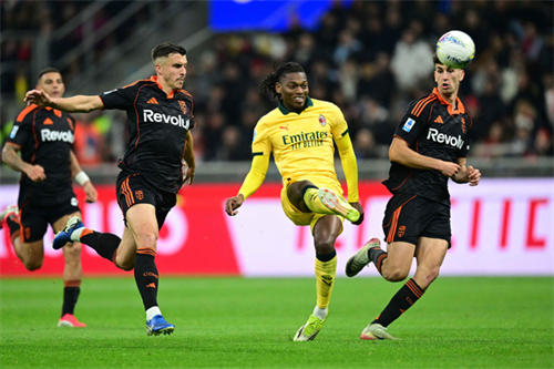 AC Milan ace Leao: Zlatan can sometimes be TOO demanding