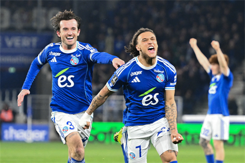 Strasbourg outclass Ligue 1 rivals Lyon and end 13-game win streak
