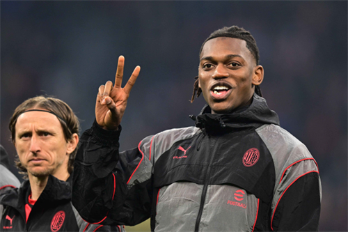 Rafael Leao wants AC Milan stay amid Premier League move rumours